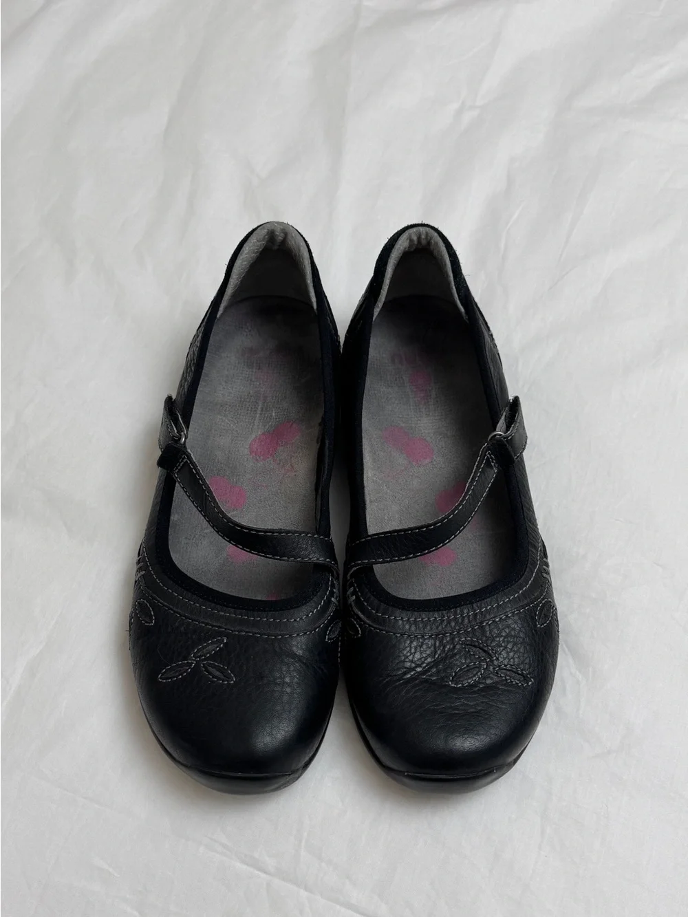 Whimsical Ahnu Black Leather Mary Jane Ballet Flats Size 8 Y2K